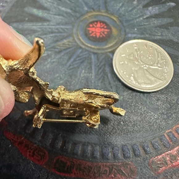 VINTAGE donkey gold tone pin *missing some rhinestones* - Picture 8 of 15